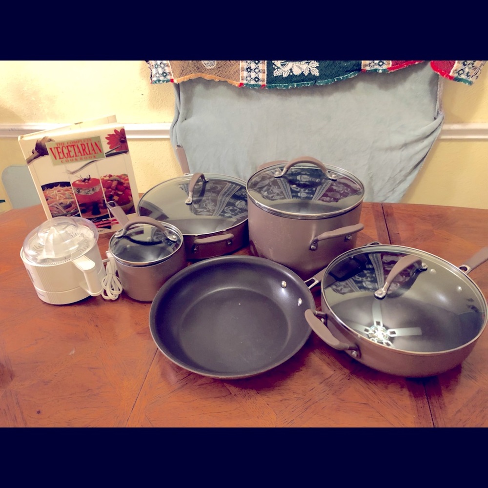 KitchenAid kitchen cooking Set